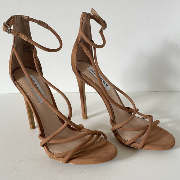 Steve Madden Strapped Tan Strappy Sandals, Size 7.5 🗣LAST CHANCE🗣 - Picture 3 of 5